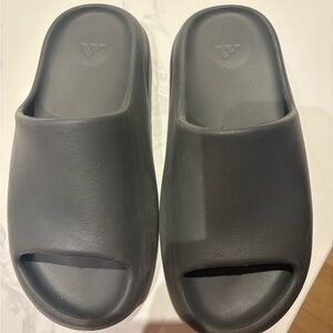 adidas Yeezy Black Gray Slide Sandals